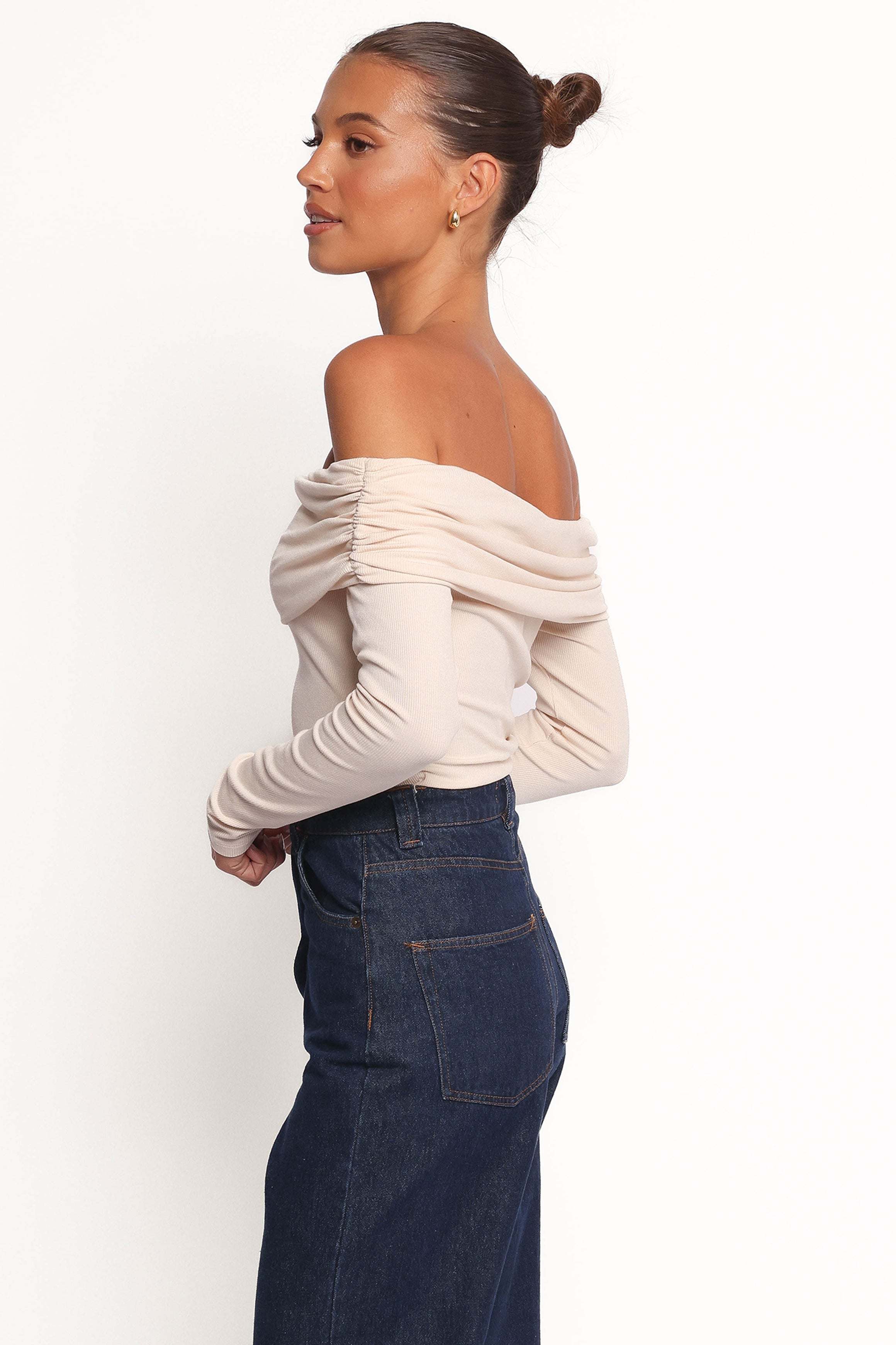 Thomsie Off Shoulder Knit Top - Ivory - XL - Image 37